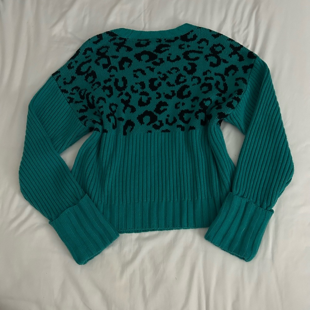 Nine West cheetah print sweater - Picture 2 of 5